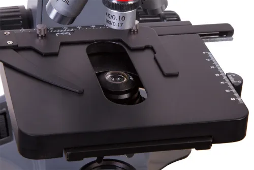 картинка монокулярен микроскоп Levenhuk 700M,  10