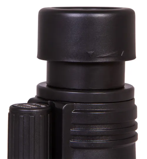 картинка монокъл Levenhuk Atom 8x42,  8